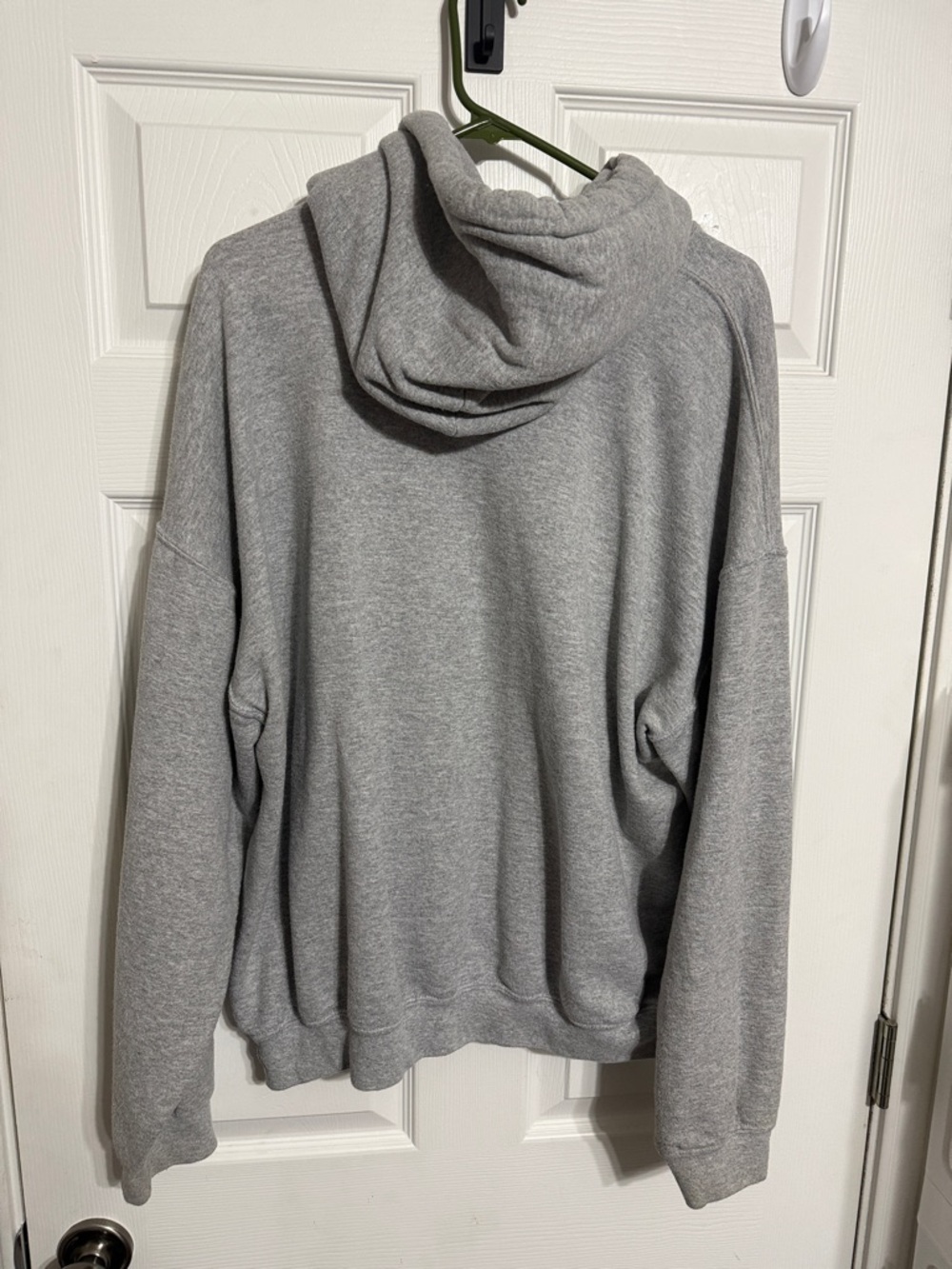 Wrangler Gray Hoodie with Camo Logo it’s nice and thick hoodie! - Picture 4 of 4
